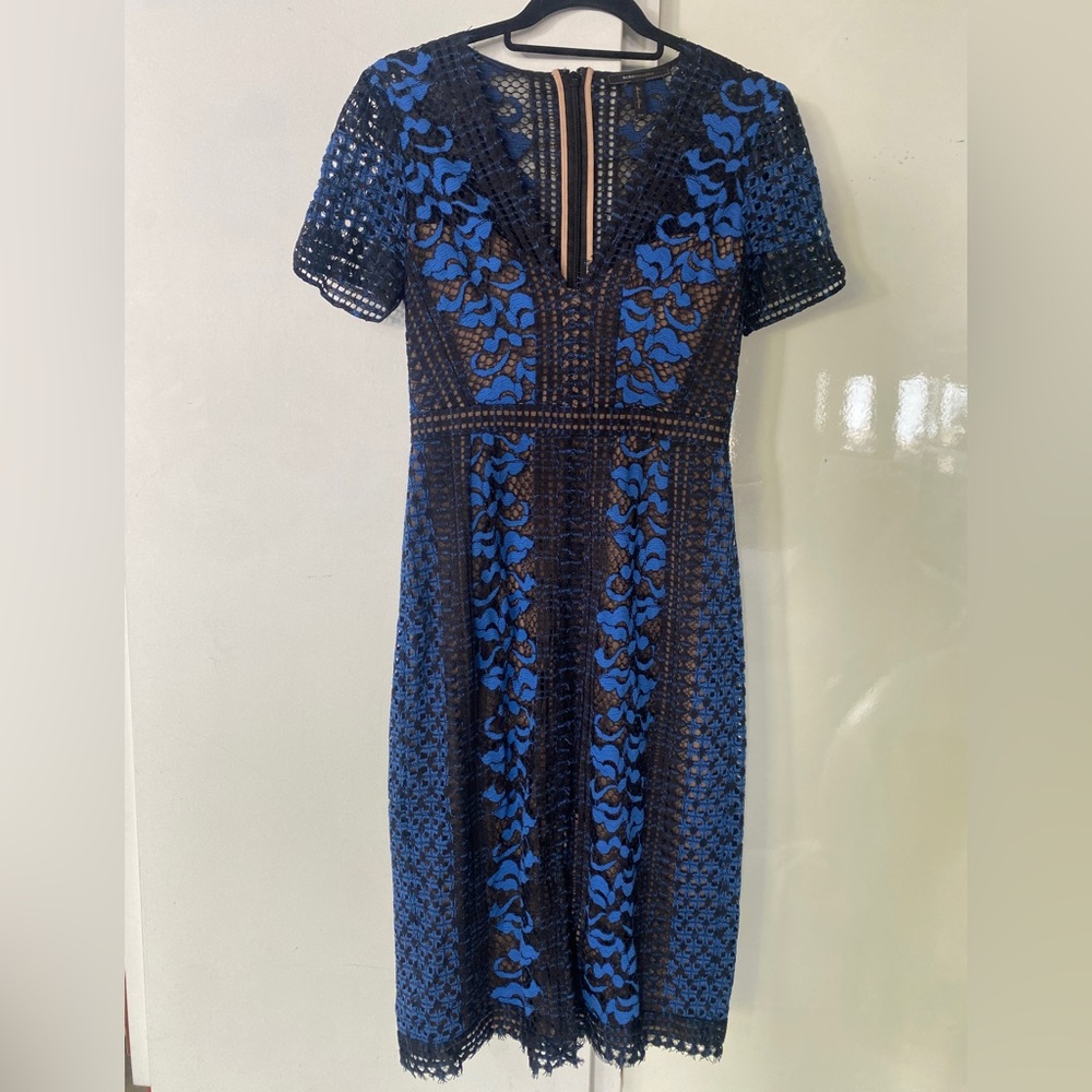 BCBG MAXAZRIA Lace Dress